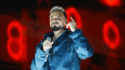 Mersin Kültür Yolu Festivali’nin altıncı gününde Soli Sahili’nde sahne alan