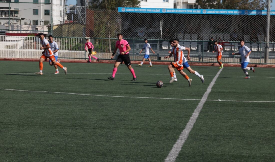 Süper Amatör Play-Off Ligi’nde mücadele eden Akdeniz Belediye Spor Kulübü,