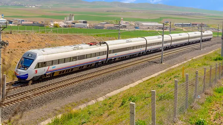 Mersin Organize Sanayi Bölgesi’ni hızlı tren projesine entegre edecek iltisak