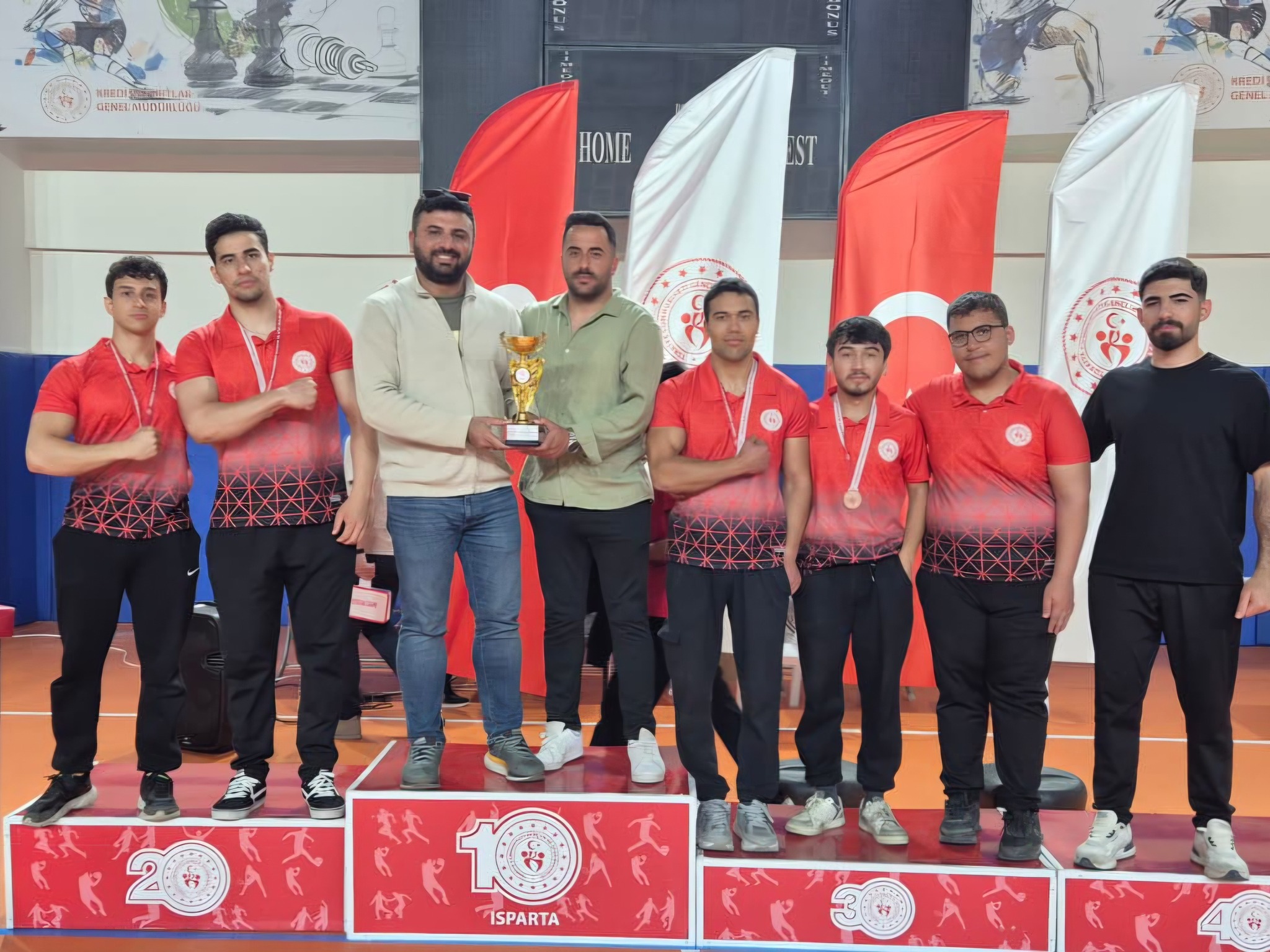MERSİNLİ ÖĞRENCİLER YURTLİG BİLEK GÜREŞİ TÜRKİYE ŞAMPİYONASI’NA DAMGA VURDU