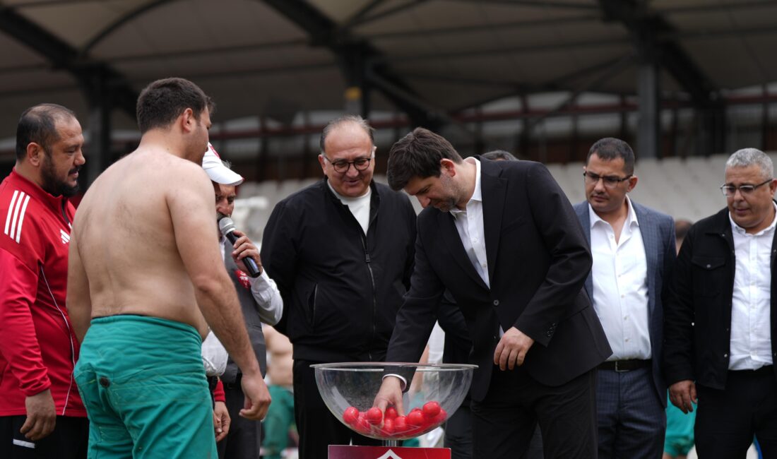 Tarsus Belediyesi tarafından bu yıl ikinci kez düzenlenen Geleneksel Karakucak