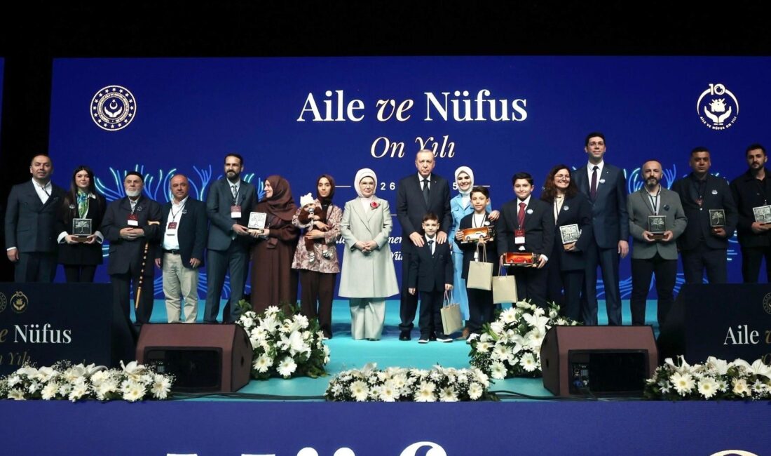 Cumhurbaşkanı Recep Tayyip Erdoğan’ın katılımıyla düzenlenen Aile ve Sosyal Hizmetler
