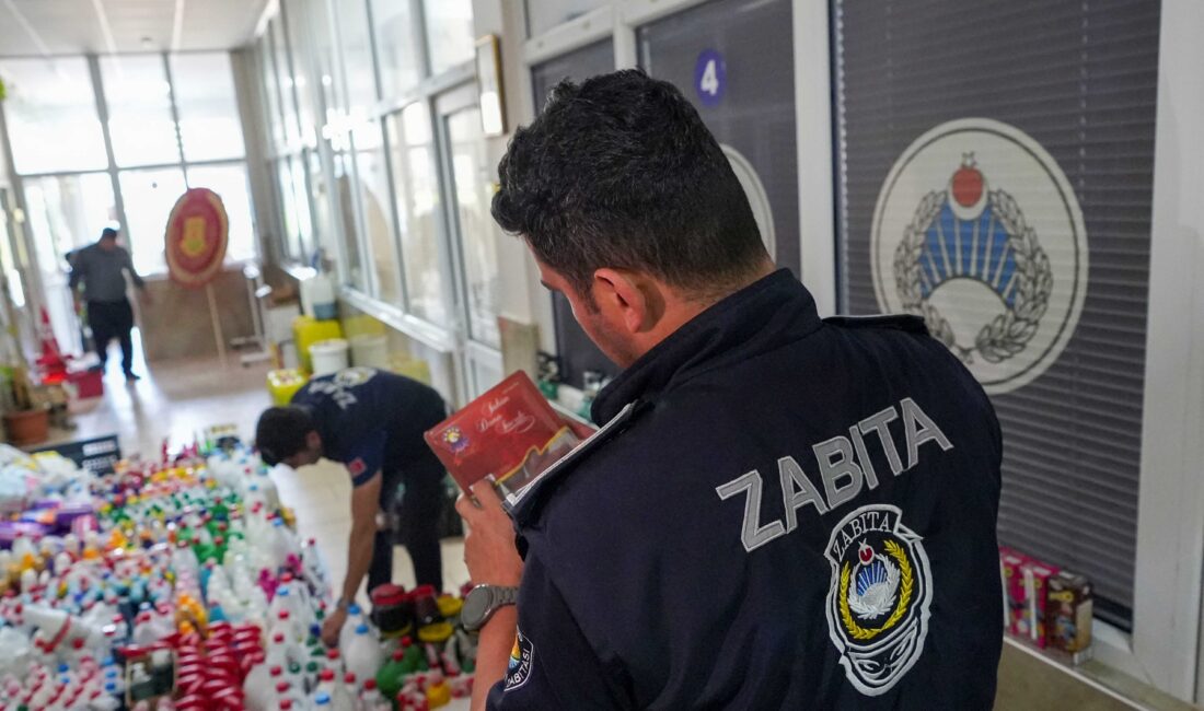 Mersin’in Tarsus ilçesinde zabıta ekiplerince gerçekleştirilen denetimlerde, son kullanma tarihi