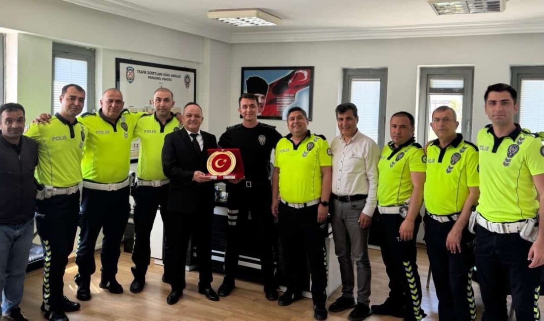 Tarsus İlçe Emniyet Müdürlüğü’nde görev yapan ve yaş haddinden dolayı