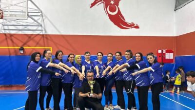 Mersin‘in Bozyazı ilçesinde Anneler Günü etkinlikleri kapsamında düzenlenen “Evimin Sultanları