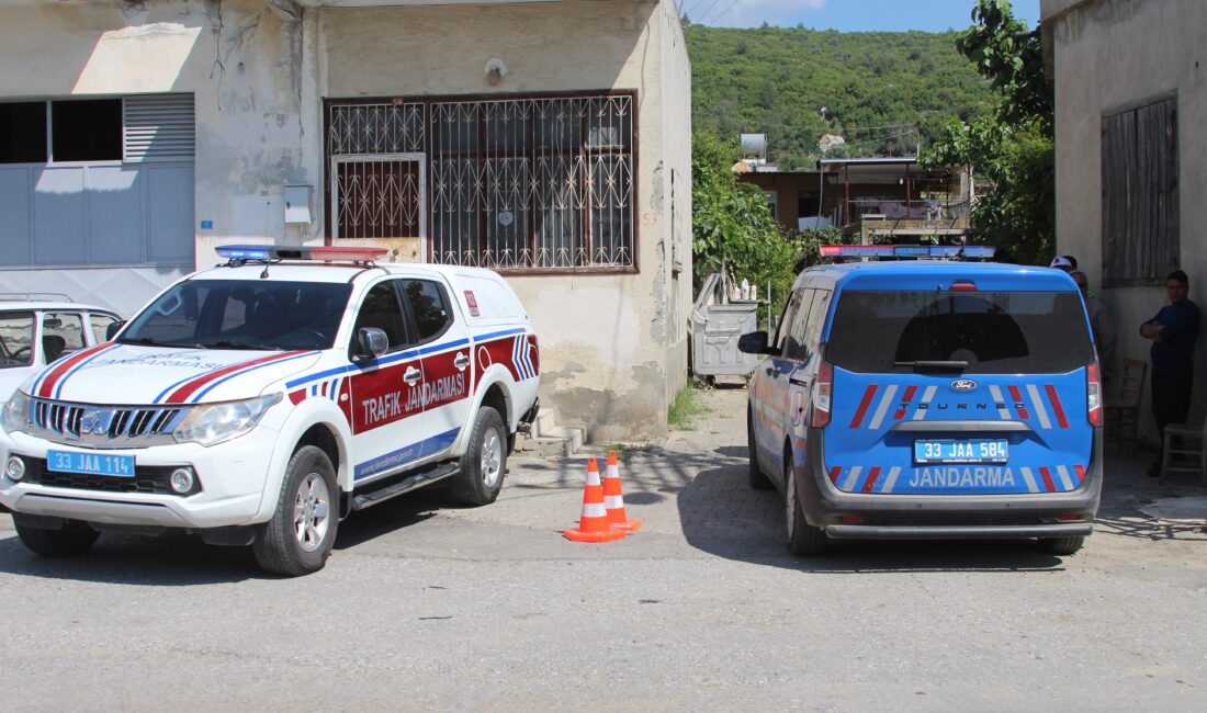 Mersin’de 6 kişiyi öldürüp 8 kişiyi yaraladıktan sonra kıstırıldığı evde