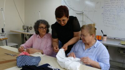 Mersin’de öğretmenlik hayalinden vazgeçmeyen 42 yaşındaki Münevver Akkeçeci, 20’nci kez