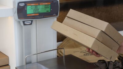 Hatay merkezli 35 şubesinde kutu darası alarak baklava satışı gerçekleştiren