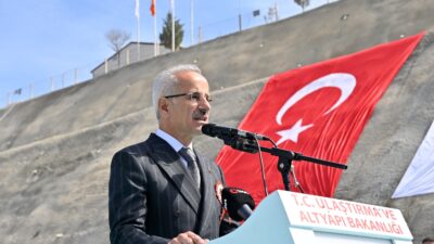 Ulaştırma ve Altyapı Bakanı Abdulkadir Uraloğlu, Mersin-Adana-Osmaniye-Gaziantep Hızlı Tren Hattı