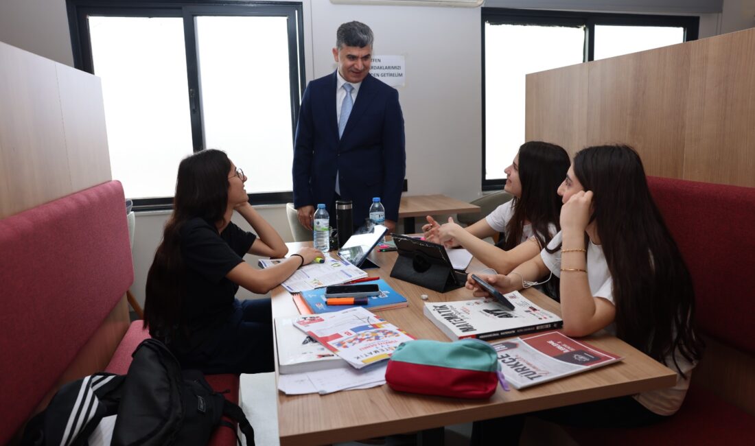 Akdeniz İlçesinde birincisi Turgut Reis Mahallesinde yapılan ve büyük ilgi