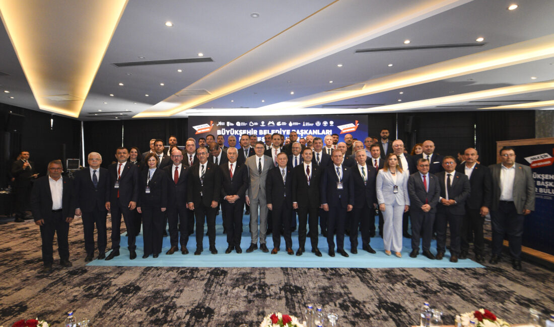 Türkiye Belediyeler Birliği (TBB) ve Mersin Büyükşehir Belediye Başkanı Vahap