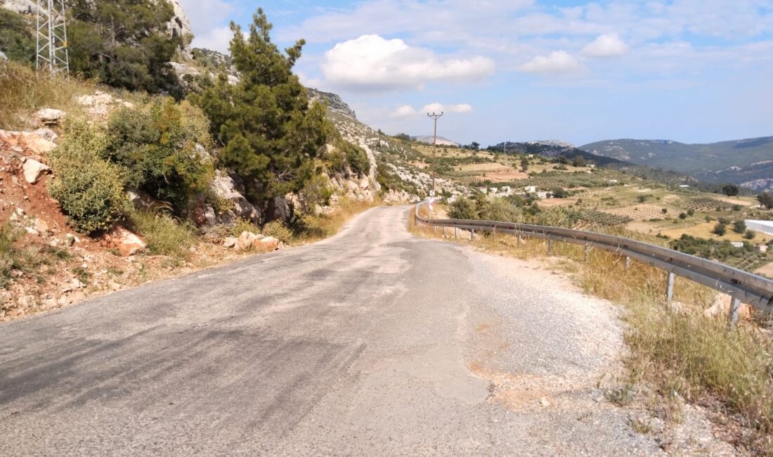 ASIRLIK BEYDİLİ GEÇİDİ NE ZAMAN YAPILACAK? Mersin’in Gülnar ilçesine bağlı Beydili Mahallesi Yolu, kısa yoldan Gülnar’ı