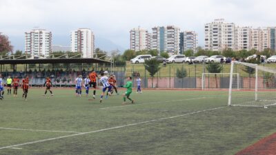 Süper Amatör Play-Off Ligi’nin 7. haftasında futbolseverler, iyi ve bol