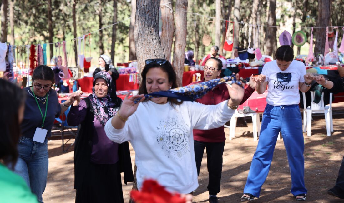 Toroslar Belediyesi, baharın bereketini ve Anneler Günü’nün anlamını bir araya