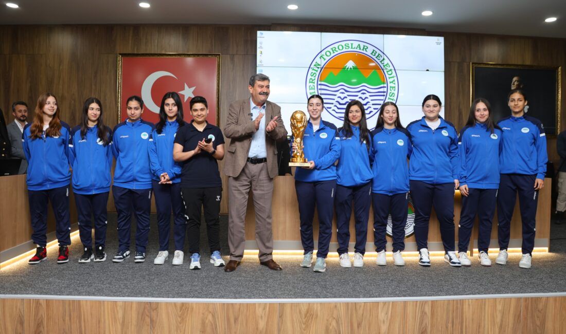 Toroslar Belediye Meclisi’nin Mayıs Ayı Olağan Toplantısı, Belediye Başkanı Abdurrahman