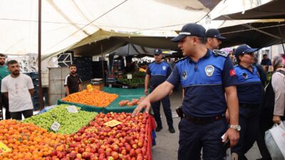 Toroslar Belediyesi, vatandaşların semt pazarlarında sağlıklı ve güvenilir bir ortamda