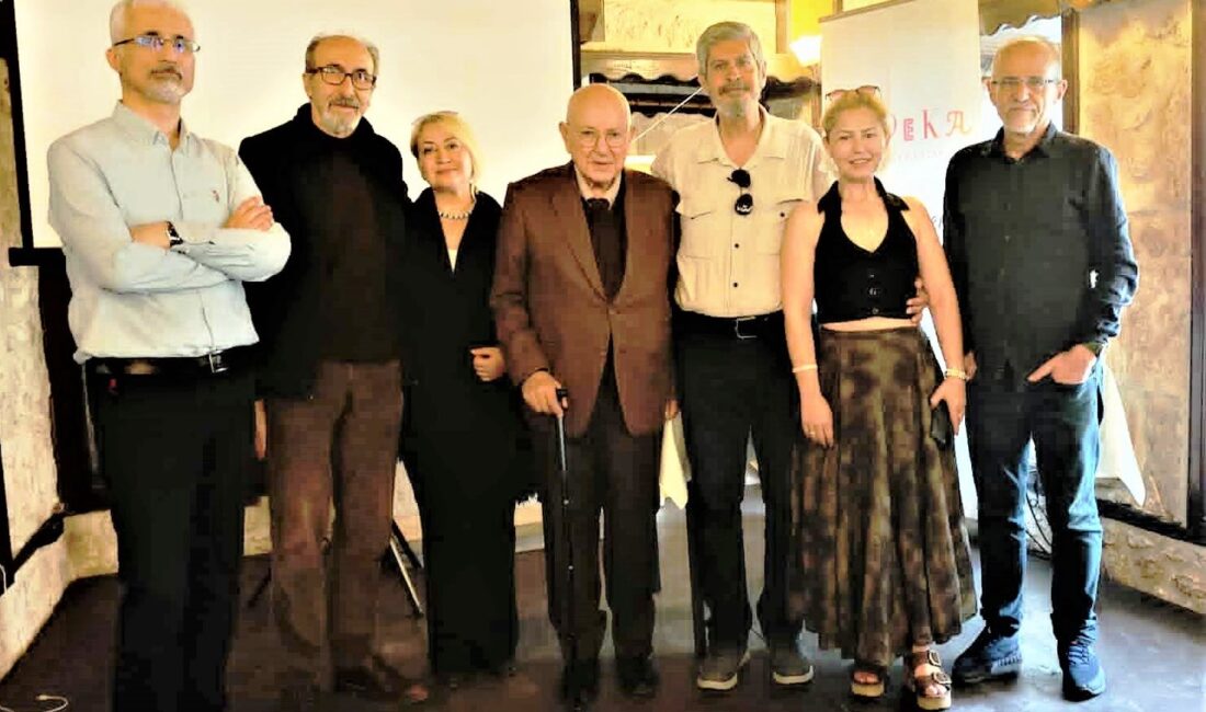 Aratos Felsefe Dergisinin 2011 yılından bu yana verdiği ve gelenekselleştirdiği
