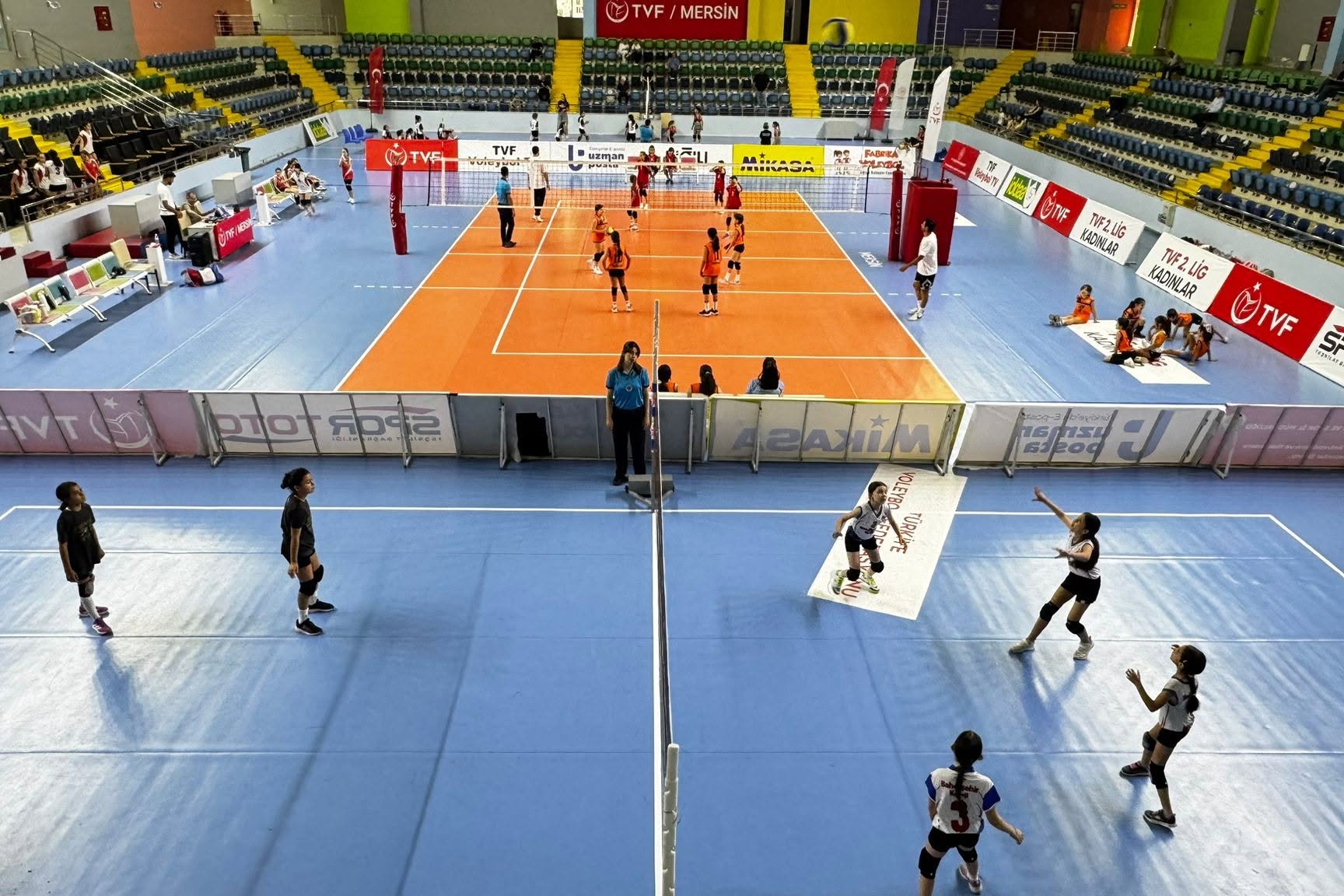 Minik Eller, Büyük Heyecan