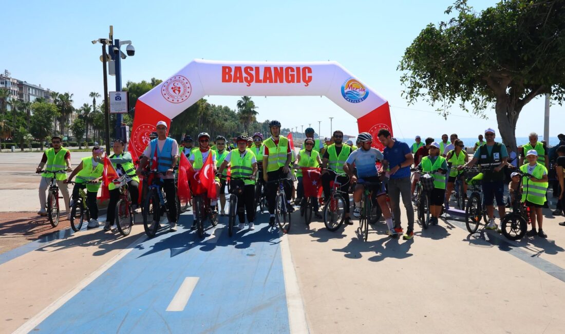 Mersin’de geleneksel olarak düzenlenen Yeşilay Bisiklet Turu, bu pazar büyük