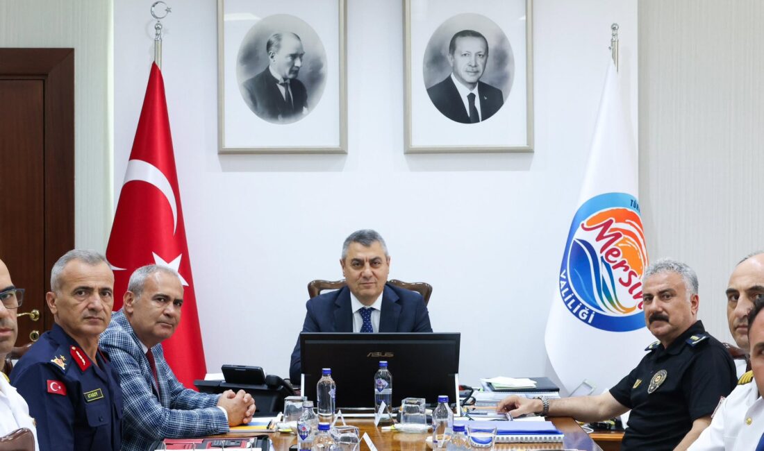 Mersin Valisi Atilla Toros başkanlığında, Güvenlik ve Asayiş Değerlendirme Toplantısı