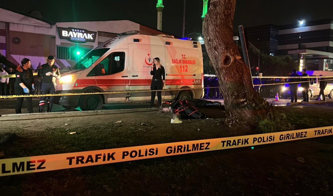 Mersin‘de refüjde bekleyen yayalara çarparak 4 kişinin ölümüne, 2 kişinin