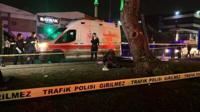 Mersin‘de refüjde bekleyen yayalara çarparak 4 kişinin ölümüne, 2 kişinin