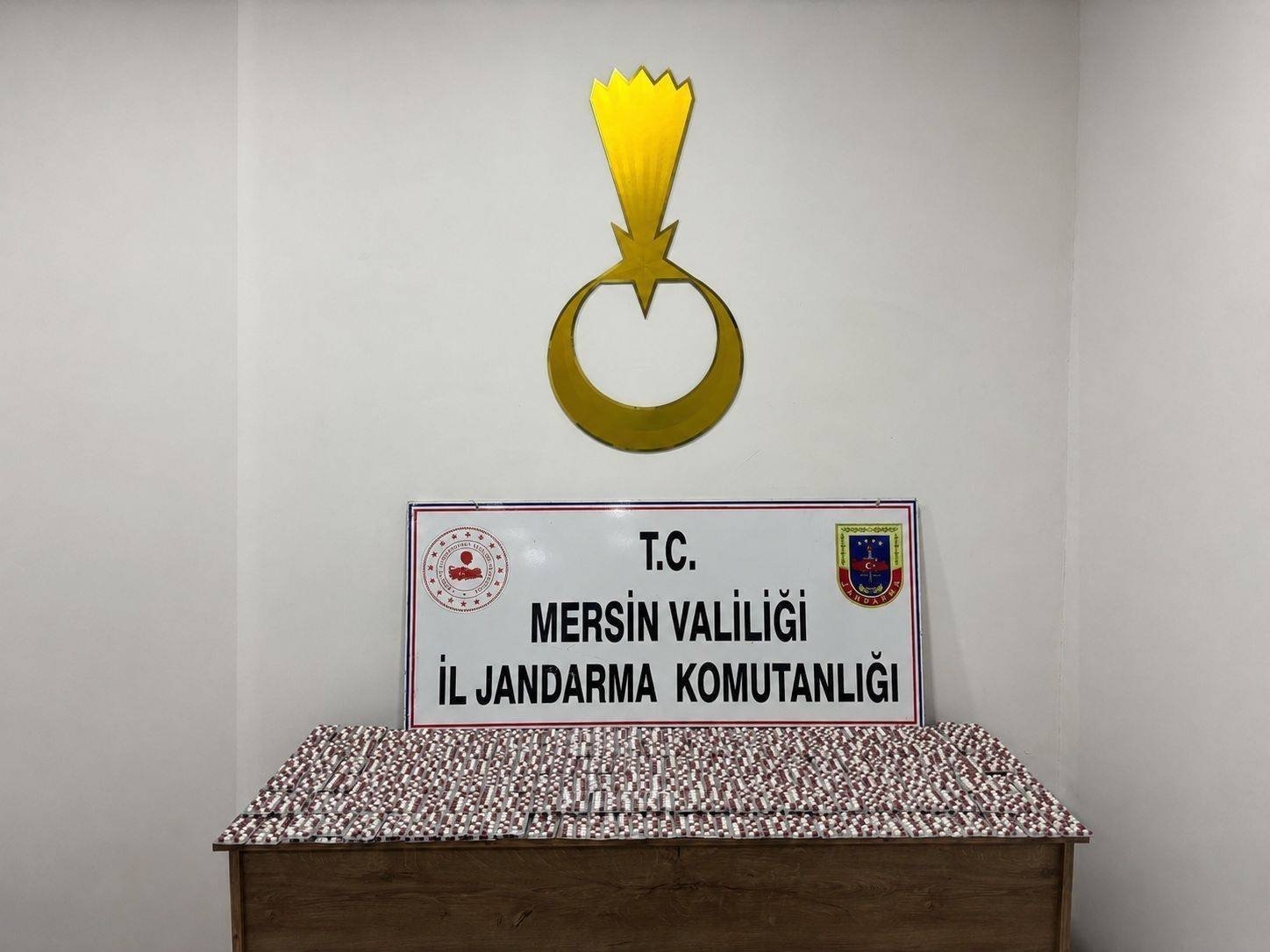 Mersin’de 7 bin 256 sentetik hap ele geçirildi, 1 tutuklama