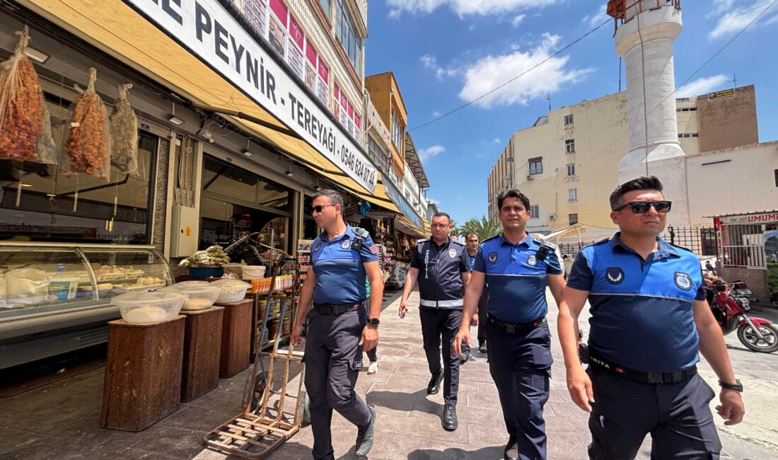 Tarsus’ta kaldırım işgallerine sıkı denetim Tarsus’ta yayaların kaldırımları güvenli ve engelsiz kullanabilmesi amacıyla işgallere yönelik