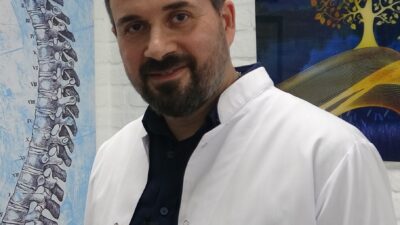 Modern yaşamın omurga sağlığına etkilerini değerlendiren Beyin, Omurga ve Sinir