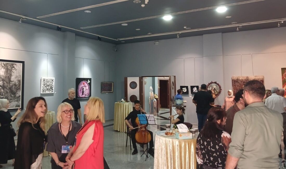 Sanat Akademisi kursiyerlerinin uzun süren çalışmalarının ürünü olan ‘Fragman’ isimli