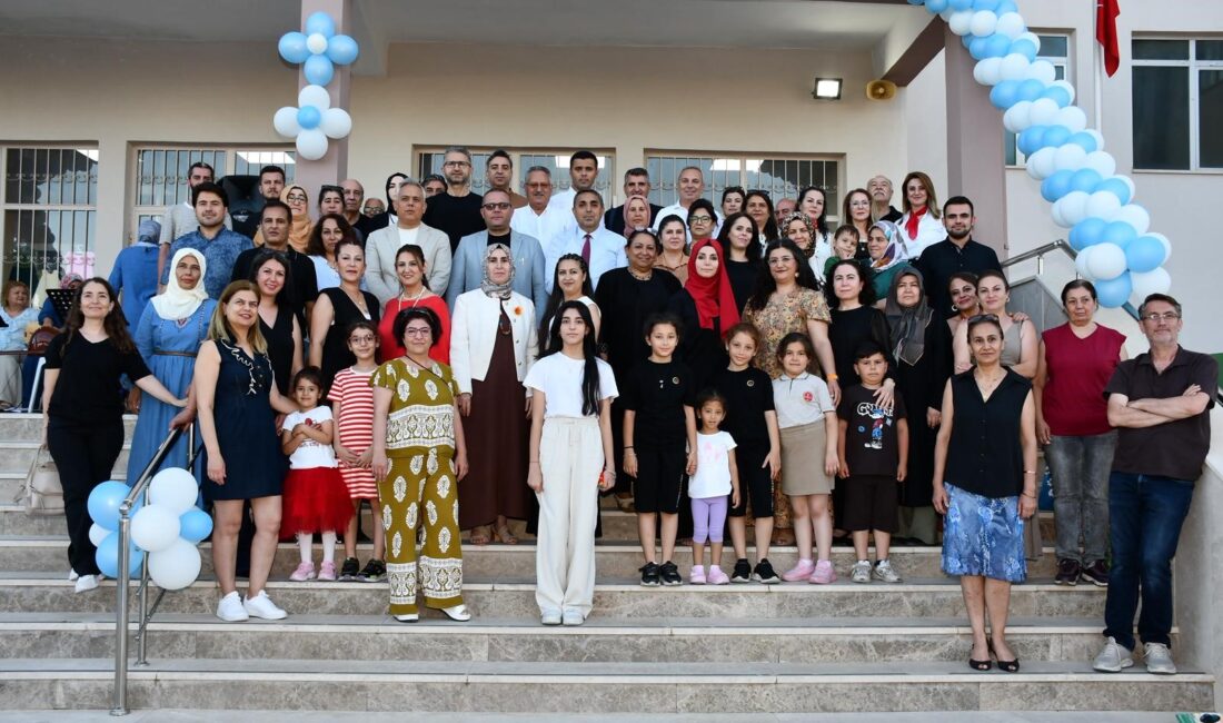Mersin’in Silifke ilçesinde halk eğitimi merkezi kursiyerlerinin yıl boyunca hazırladığı
