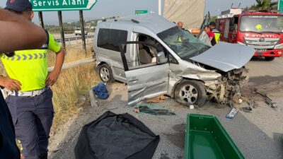 Mersin’in Tarsus ilçesinde meydana gelen trafik kazasında 1 kişi öldü,