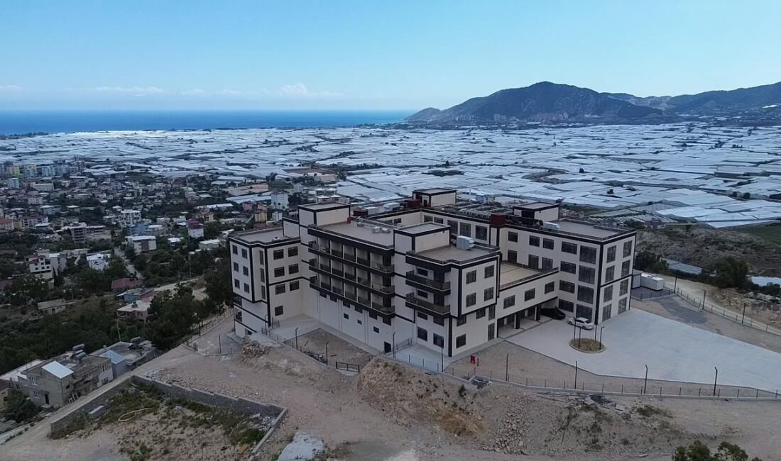 Anamur Huzurevinde sona gelindi TBMM Divan Katip Üyesi ve AK Parti Mersin Milletvekili Havva