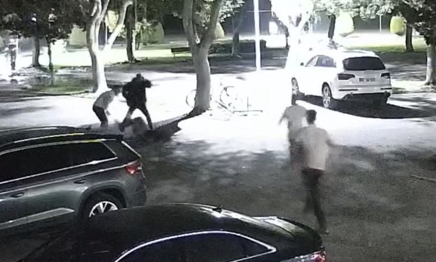 Mersin’de bir tatil sitesinin müdürü, yardım için gittiği noktada iddiaya