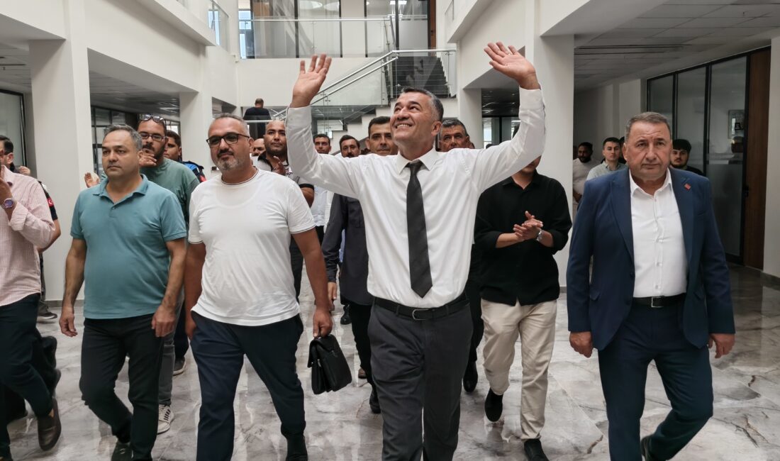 Silifke Belediye Meclisi’nde bugün gerçekleştirilen Belediye Başkan Vekilliği seçimi sonuçlandı.