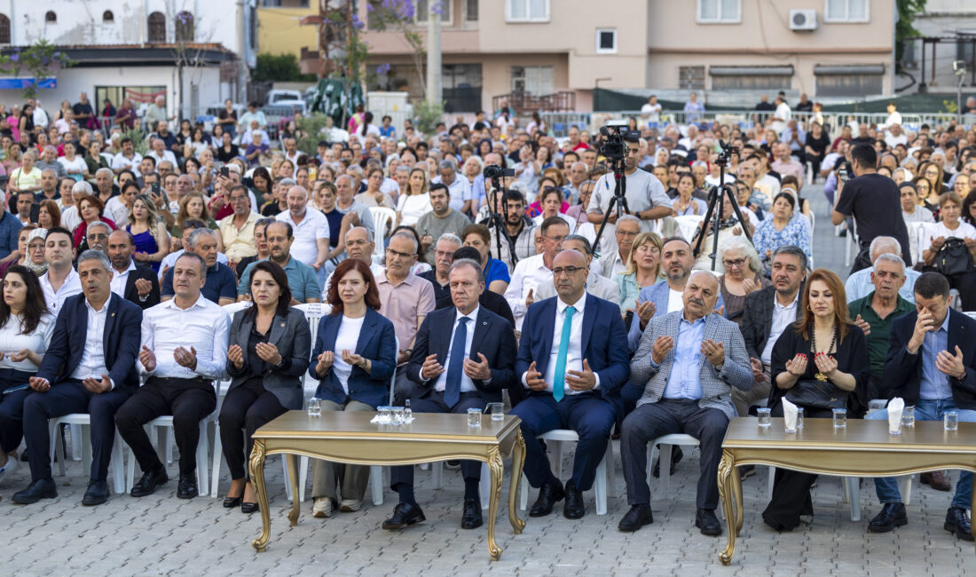 SEÇER: “BU KENTTE KARDEŞLİĞİ PEKİŞTİRDİK” Türkiye Belediyeler Birliği (TBB) ve Mersin Büyükşehir Belediye Başkanı Vahap