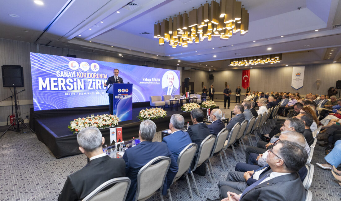SEÇER: “MERSİN’İN GELECEĞİ KIYMETLİ VE ÖNEMLİDİR” Türkiye Belediyeler Birliği (TBB) ve Mersin Büyükşehir Belediye Başkanı Vahap