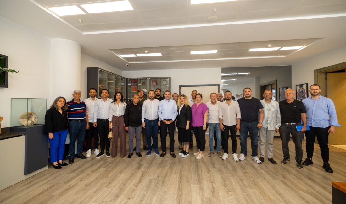 CHP ÖRGÜTLERİNDEN BAŞKAN AHMET SERKAN TUNCER’E DESTEK ZİYARETLERİ Cumhuriyet Halk Partisi’nin farklı kademelerinde görev yapan yöneticiler, milletvekilleri, belediye