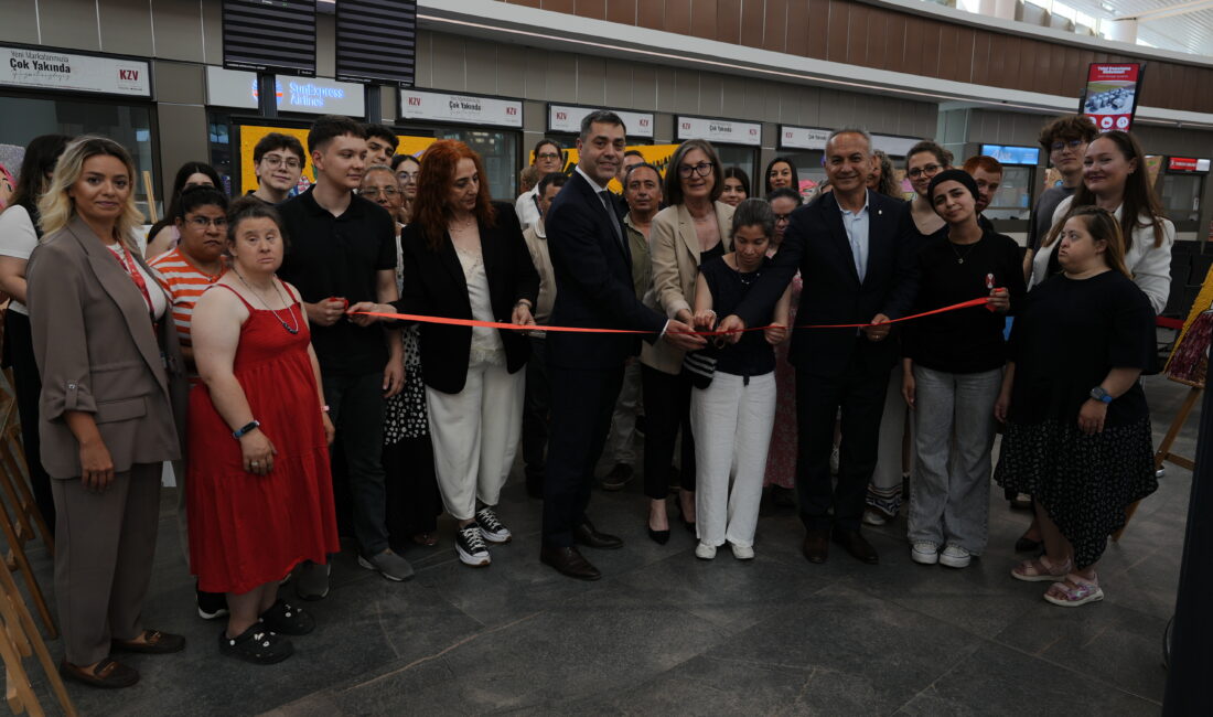 Çukurova Uluslararası Havalimanı, Mersin Halk Eğitimi Merkezi, Tarsus Amerikan Koleji