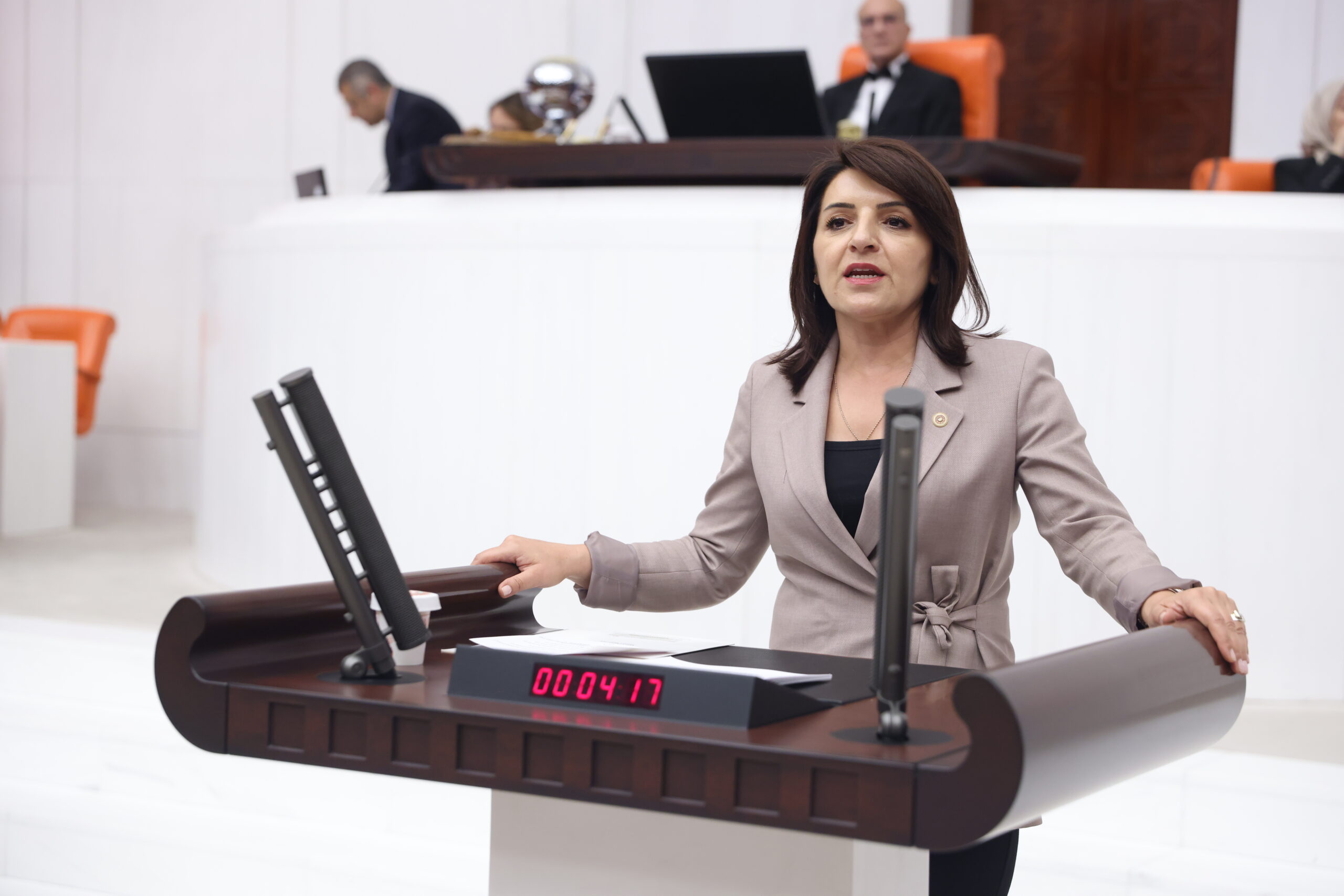 ‘BARAJLA ÖVÜNÜYORLAR, SORUMLULUKTAN KAÇIYORLAR!’