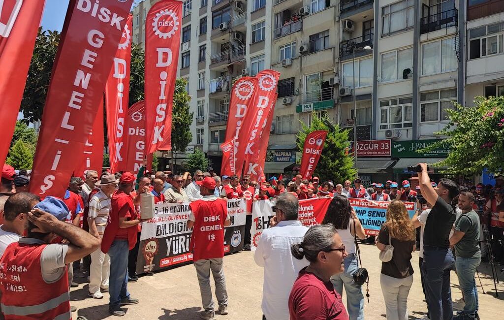 15-16 Haziran 1970 Büyük İşçi Direnişi’nin 56’ncı yıl dönümünde DİSK’e bağlı