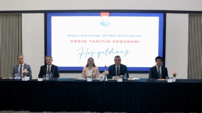 Mersin Valisi Atilla Toros ve eşi Dudu İrem Toros, Valilik