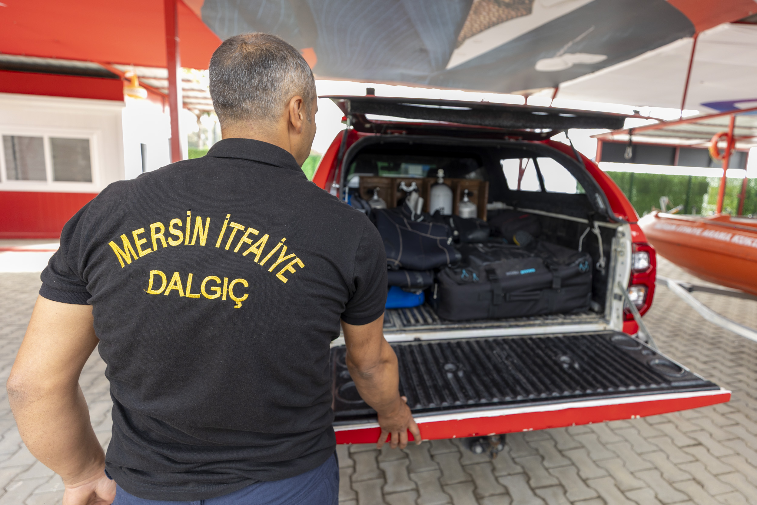 MERSİN BÜYÜKŞEHİR İTFAİYESİ’NDEN BOĞULMA VAKALARINA KARŞI TATBİKAT
