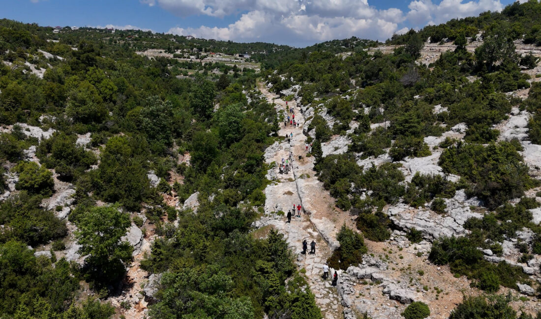 MERSİN’İN EŞSİZ MİRASI TARİHİ KİLİKYA YOLU’NA YOĞUN İLGİ Mersin Büyükşehir Belediyesi Kültür, Sanat ve Sosyal İşler Dairesi Başkanlığı’na bağlı
