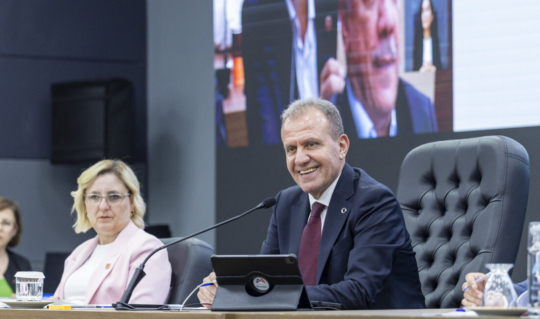 Seçer’den sinekle mücadele konusunda açıklama: “İlaçlama programında hava koşulları dışında bir aksama yok” Mersin Büyükşehir Belediye Meclisi’nin 2026 Yılı Haziran Ayı Olağan Toplantısı
