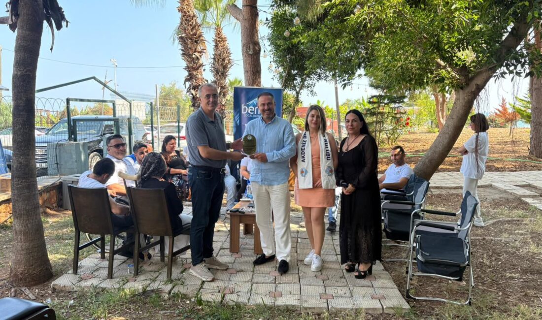 BERRAK SU’DAN ENGELSİZ SPORA ANLAMLI DESTEK Akdeniz Belediyesi Spor Kulübü Engelli Basketbol Takımı’nın ana sponsoru Berrak