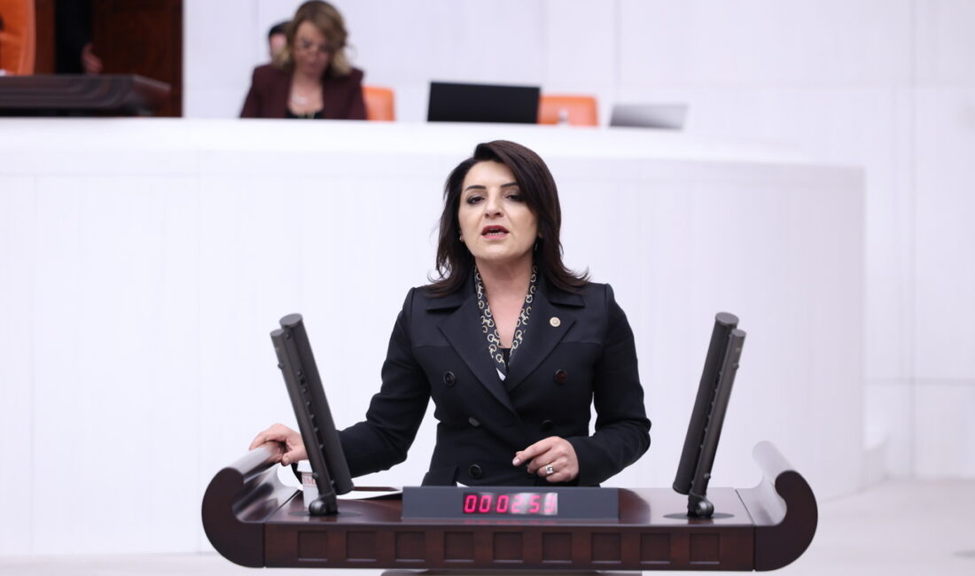 “BÜYÜYEN EKONOMİ DEĞİL, BORÇ” Vatandaşın borcu 6,7 trilyon liraya, icra dosyası sayısı 25 milyona