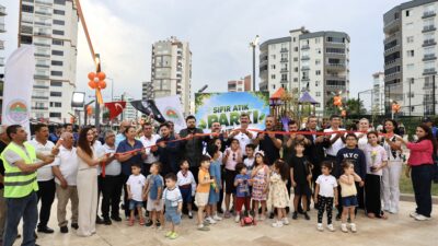 TOROSLAR’DA SIFIR ATIK PARKI AÇILDI Toroslar Belediyesi, çevreye duyarlı ve sürdürülebilir kent anlayışının yeni bir