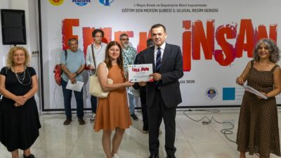 Eğitim-Sen Mersin Şubesi’nin düzenlediği ve sendika balkonundan ulusal arenaya taşınan