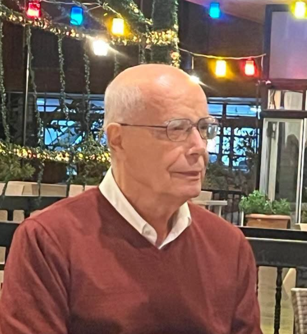 MERSİN İÇİN BÜYÜK KAYIP PROF. DR. YUSUF ZEREN HAYATINI KAYBETTİ Akademik çalışmaları, Mersin İş Dünyasına katkıları ve yetiştirdiği öğrencilerle tanınan